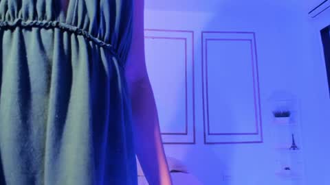 Snapshot of natalia_aguirre chatting on 01-26-25, 03:25 Naty online show from 01-26-25, 03:25