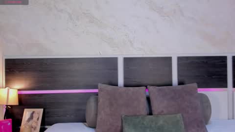 Snapshot of natalia_cruzz chatting on 05-14-26, 08:15 Nata online show from 05-14-26, 08:15
