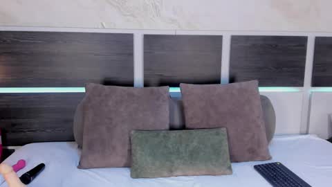 Snapshot of natalia_cruzz chatting on 05-27-26, 08:50 Nata online show from 05-27-26, 08:50