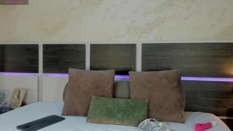 Snapshot of natalia_cruzz chatting on 06-01-26, 07:59 Nata online show from 06-01-26, 07:59