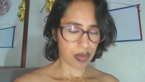 Snapshot of natalia_nylon chatting on 09-25-25, 03:27 CATHALINA NATA online show from 09-25-25, 03:27