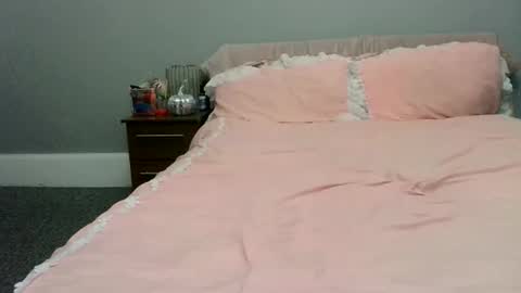 Natalia online show from 11-22-25, 01:59