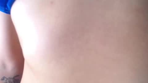 Snapshot of natalia_pinkk chatting on 04-25-26, 04:15 natalia pinkk online show from 04-25-26, 04:15