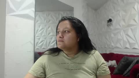 Snapshot of nataliaa_smith chatting on 06-14-26, 01:24 Natalia online show from 06-14-26, 01:24