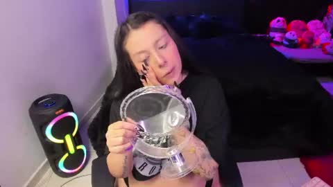 Snapshot of nataliasweet98 chatting on 07-12-26, 01:29 Natalia online show from 07-12-26, 01:29