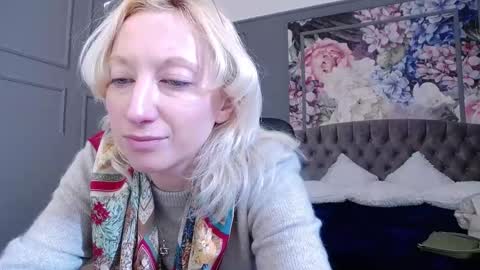 Natalie online show from 02-23-25, 07:11