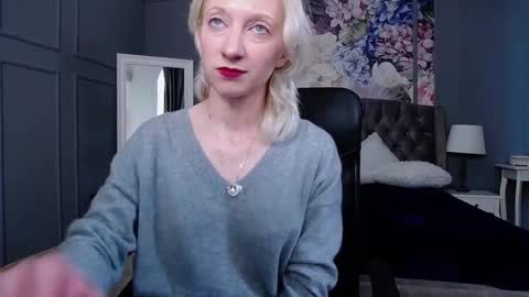 Natalie online show from 03-02-25, 07:54