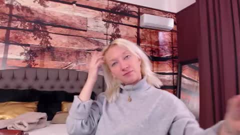 Natalie online show from 11-25-25, 08:47