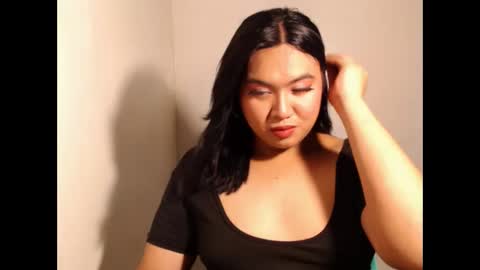 Snapshot of natalie_evans22 chatting on 06-09-26, 02:39 natalie_evans22 online show from 06-09-26, 02:39