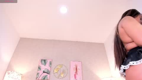Snapshot of natalie_fox__ chatting on 06-27-26, 11:37 Naty online show from 06-27-26, 11:37