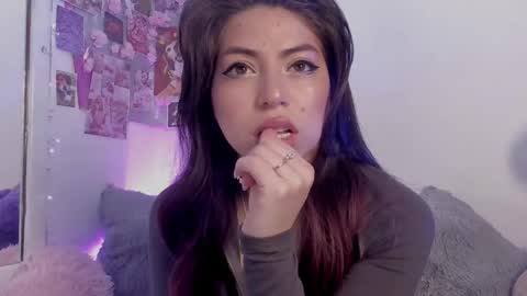 Snapshot of natalie_jaensen chatting on 09-21-25, 07:04 online show from 09-21-25, 07:04