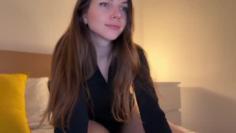 Snapshot of natalie_x chatting on 12-08-24, 05:33 Im coming online show from 12-08-24, 05:33