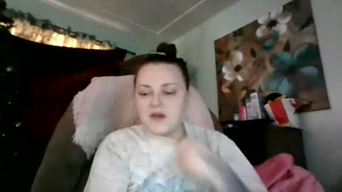 Natalie  online show from 01-14-25, 09:20