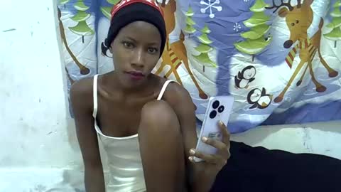 Snapshot of natalih chatting on 12-18-24, 04:53 natalih online show from 12-18-24, 04:53