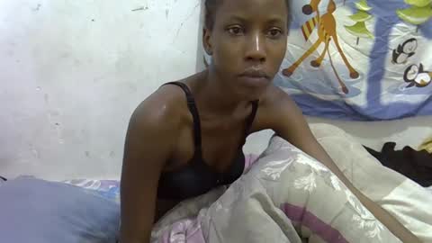 Snapshot of natalih chatting on 02-16-25, 04:53 natalih online show from 02-16-25, 04:53