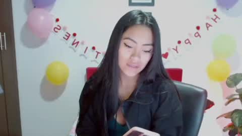 Nataly Escobar online show from 09-12-25, 12:16