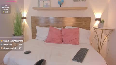 N A T A S H A online show from 02-26-25, 08:26