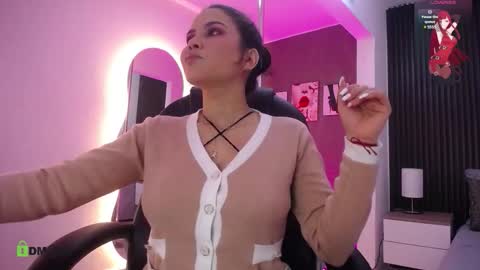 natasha online show from 10-17-25, 01:03