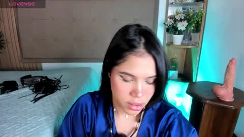 Snapshot of natasha__sccott chatting on 01-28-25, 08:15 Natasha Sccott online show from 01-28-25, 08:15