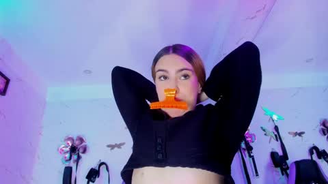 NATASHA online show from 04-12-26, 03:33