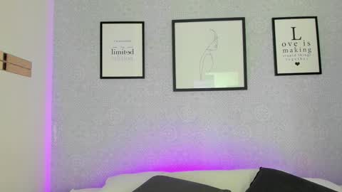  Natasha  online show from 11-26-25, 12:39