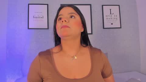 Snapshot of natasha_harpper chatting on 05-11-26, 12:11 Natasha online show from 05-11-26, 12:11
