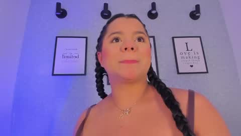 Snapshot of natasha_harpper chatting on 05-16-26, 11:42 Natasha online show from 05-16-26, 11:42