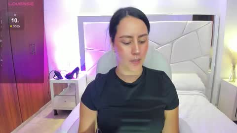 natasha kiim online show from 03-23-26, 03:10