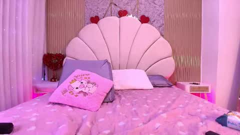 Natasha online show from 02-19-26, 07:21