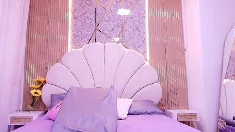 Natasha online show from 04-14-26, 07:31