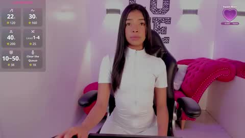 Snapshot of natasha_smith_ws chatting on 11-19-25, 03:01 Natasha online show from 11-19-25, 03:01