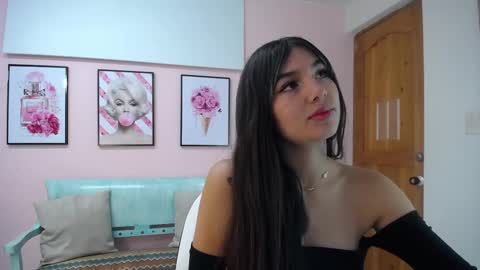 Snapshot of natasha_stern chatting on 02-01-26, 01:42 Natasha online show from 02-01-26, 01:42