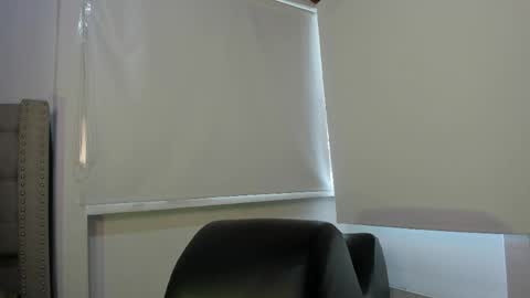 Snapshot of natashaa_clauss chatting on 06-09-26, 07:03 Natasha Claus online show from 06-09-26, 07:03