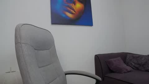 natashaboobs online show from 12-19-24, 10:34