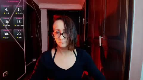 Snapshot of natashamason chatting on 02-18-25, 11:44 Natasha Mason online show from 02-18-25, 11:44