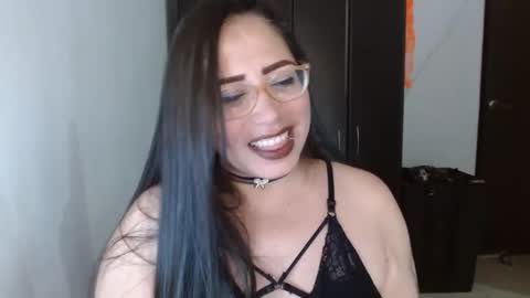 Natasha Smithe  online show from 10-19-25, 07:36