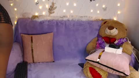 nathalia online show from 10-21-25, 12:39