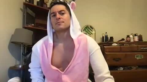 natetheexplorer online show from 10-30-25, 10:43