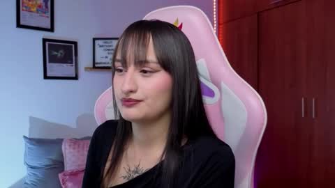 Nathalia Ramirez online show from 02-07-26, 02:59