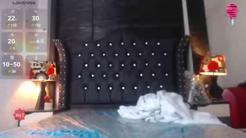 Snapshot of nathaliaz_ chatting on 12-06-24, 01:00 nathaliaz online show from 12-06-24, 01:00