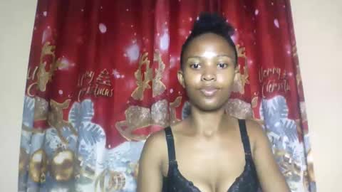 nathalie004 online show from 12-04-25, 06:23