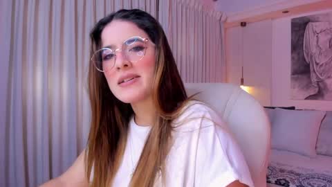 NATHALIE online show from 04-10-26, 11:15