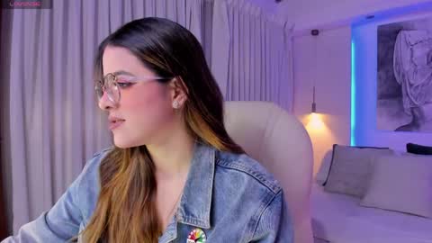 NATHALIE online show from 04-21-26, 11:05