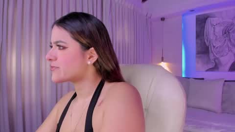 NATHALIE online show from 05-15-26, 11:17