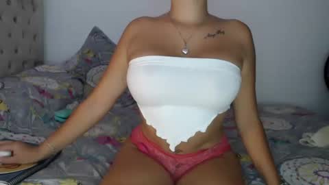 Snapshot of nathalie_rouse chatting on 04-09-26, 01:49 Natalia online show from 04-09-26, 01:49