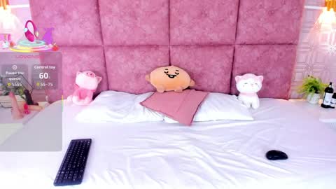 Nathalie Ross online show from 04-18-26, 06:06