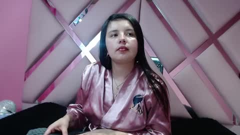 Snapshot of nathaly_low chatting on 01-09-25, 06:48 nathaly low online show from 01-09-25, 06:48