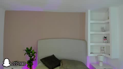 NATHALY  online show from 05-30-26, 10:56