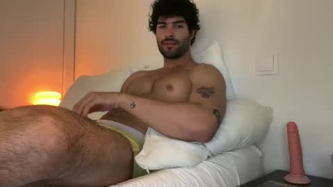 Snapshot of nathan_gael chatting on 05-24-26, 04:12 Nathaniel online show from 05-24-26, 04:12