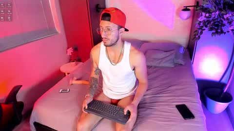 Snapshot of nathan_rivers chatting on 01-13-25, 11:41 nathan_rivers online show from 01-13-25, 11:41